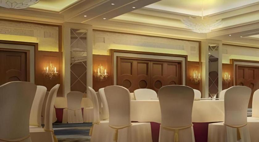 Zhengzhou Yiquan International Hotel Екстериор снимка